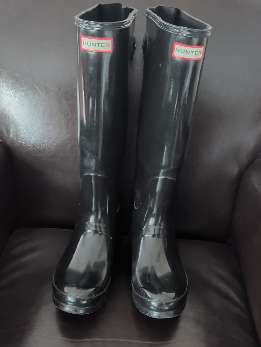 Hunter Black Gloss Tall Rain Boots with Red Logo